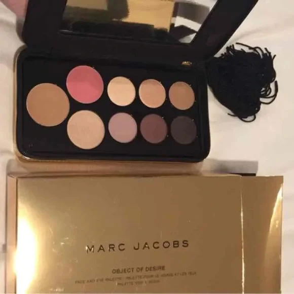 NIB Marc Jacobs Beauty Object of Desire Face and Eye Palette